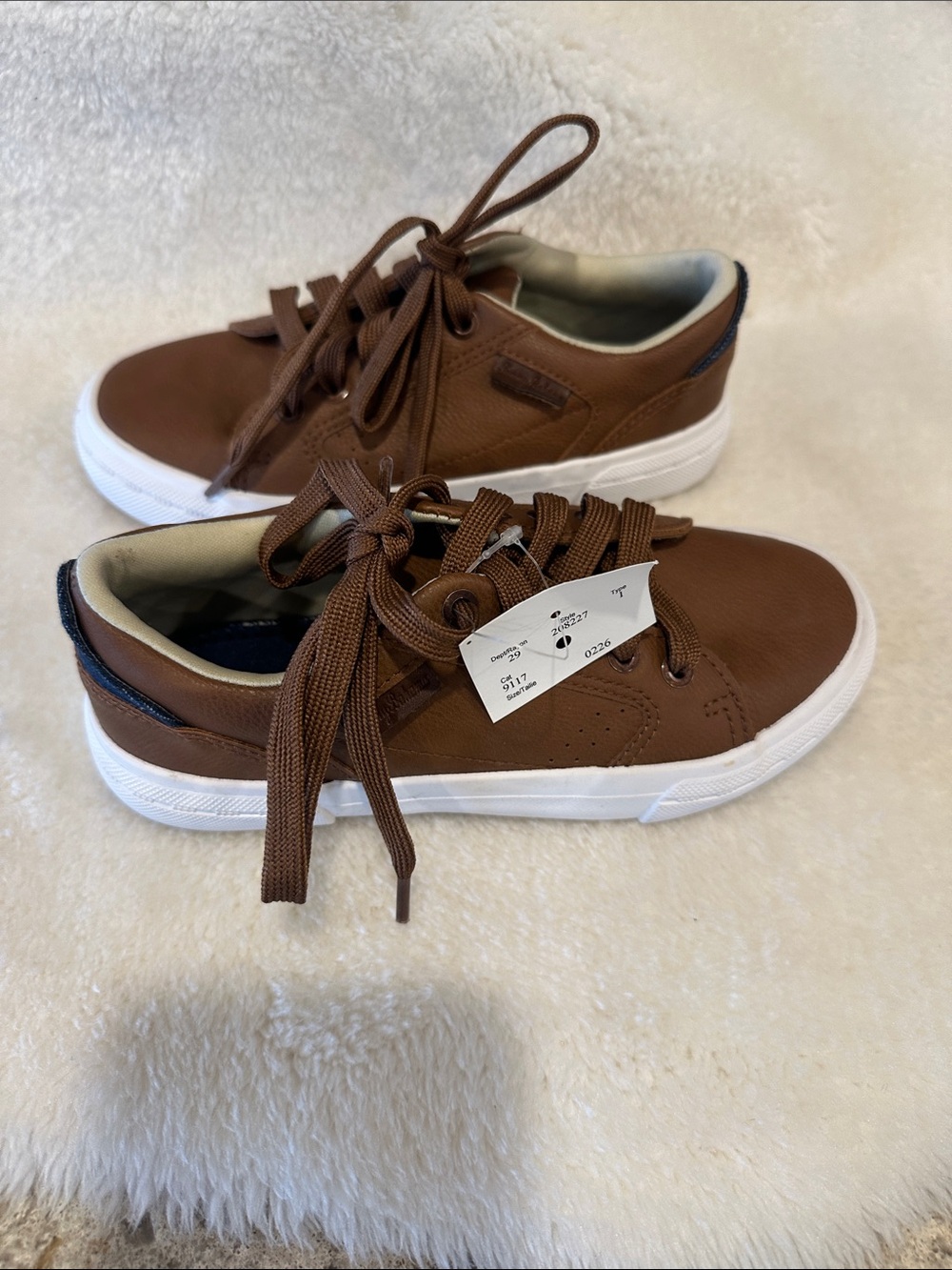 Nwt. Tommy Bahamas kids shoes
